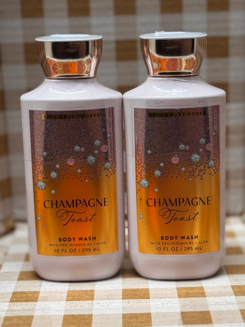 NEW B&BW Sealed (2) Champagne Toast Body Wash